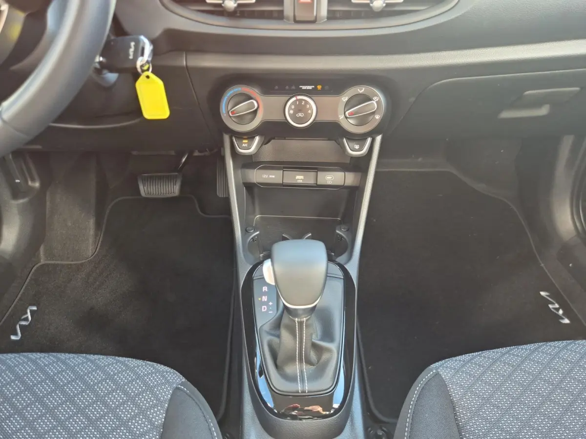 1.0 GDi DynamicLine | Airco | Navi | Camera | AUTOMAAT | Cruise Control | DEMO |