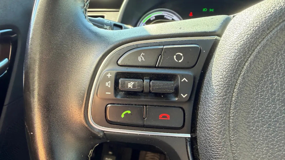1.6 GDi Hybrid DynamicLine Airco/Ecc Leer Navi Camera