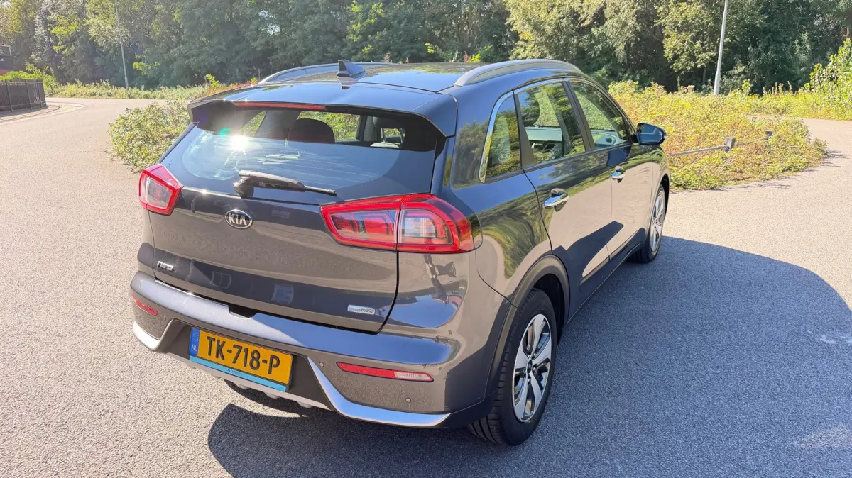 1.6 GDi Hybrid DynamicLine Airco/Ecc Leer Navi Camera