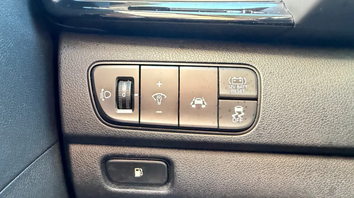 1.6 GDi Hybrid DynamicLine Airco/Ecc Leer Navi Camera