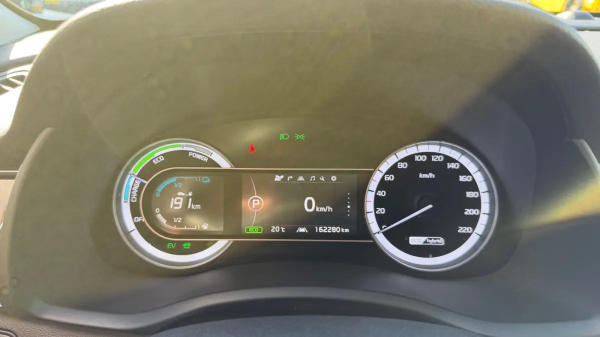 1.6 GDi Hybrid DynamicLine Airco/Ecc Leer Navi Camera