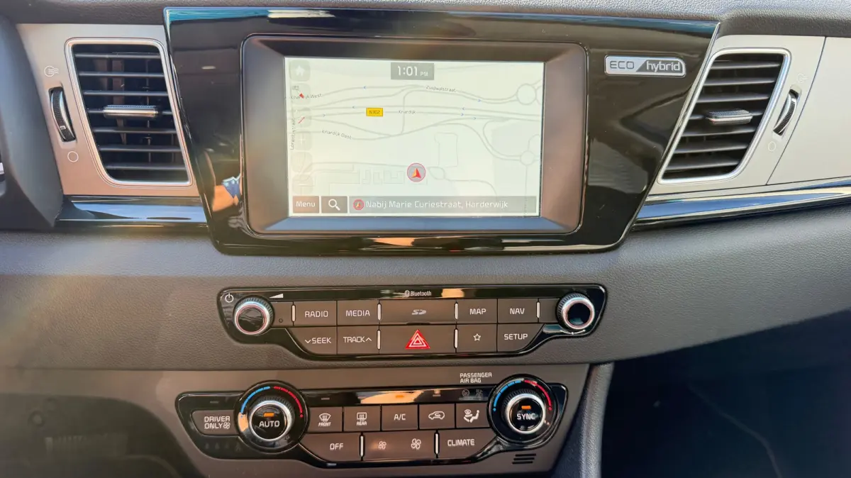 1.6 GDi Hybrid DynamicLine Airco/Ecc Leer Navi Camera