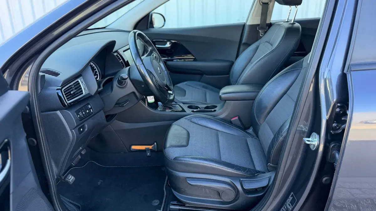 1.6 GDi Hybrid DynamicLine Airco/Ecc Leer Navi Camera