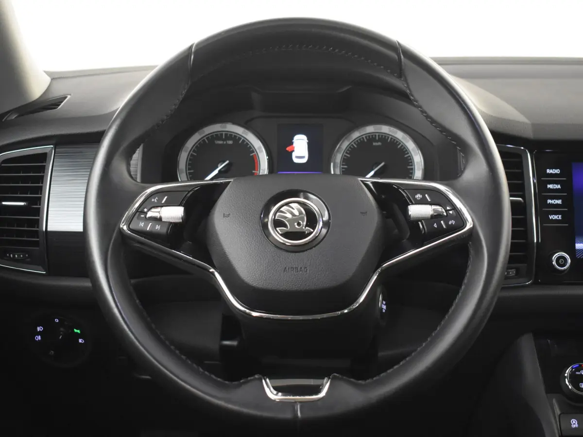 1.5 TSI Business Edition 150pk DSG/AUTO | Achterbank in delen neerklapbaar | Achterbank verstelbaar | Achteruitrijcamera