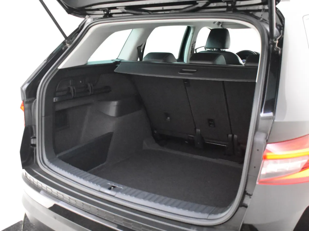 1.5 TSI Business Edition 150pk DSG/AUTO | Achterbank in delen neerklapbaar | Achterbank verstelbaar | Achteruitrijcamera