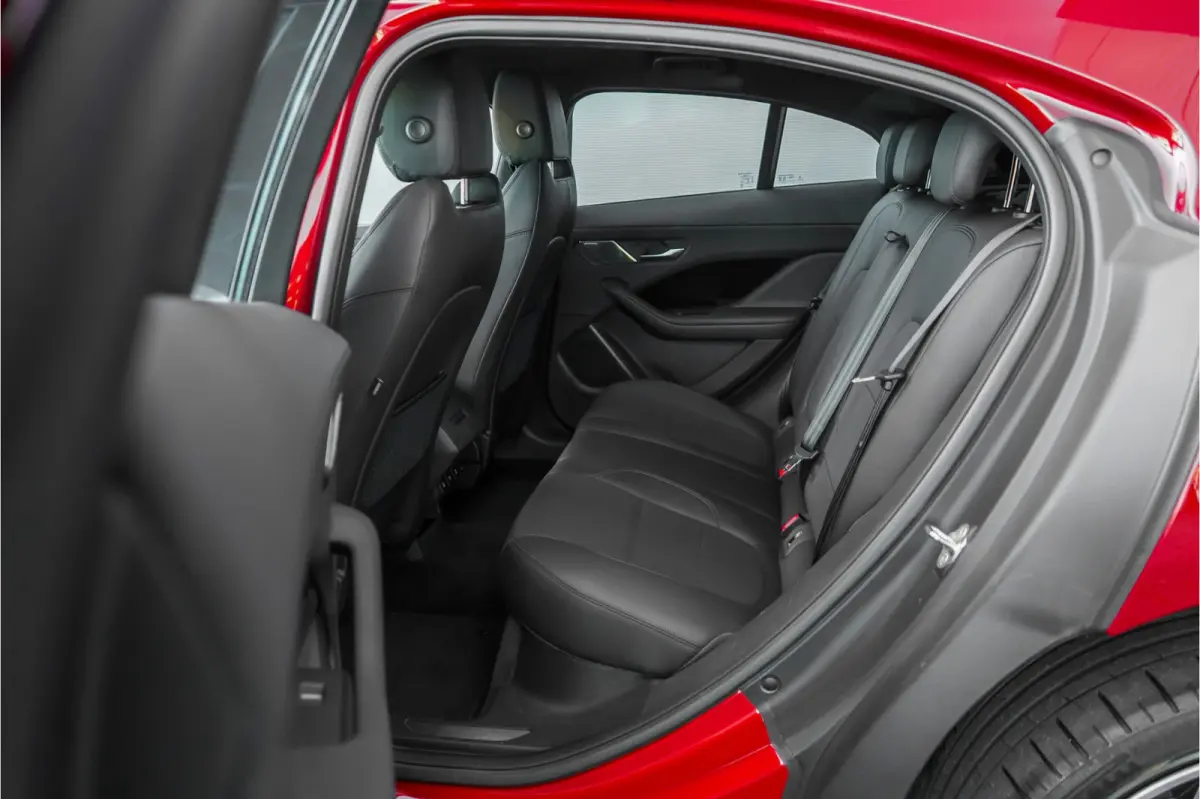 EV400 Business Edition S 90 kWh Pano Trekhaak 22"