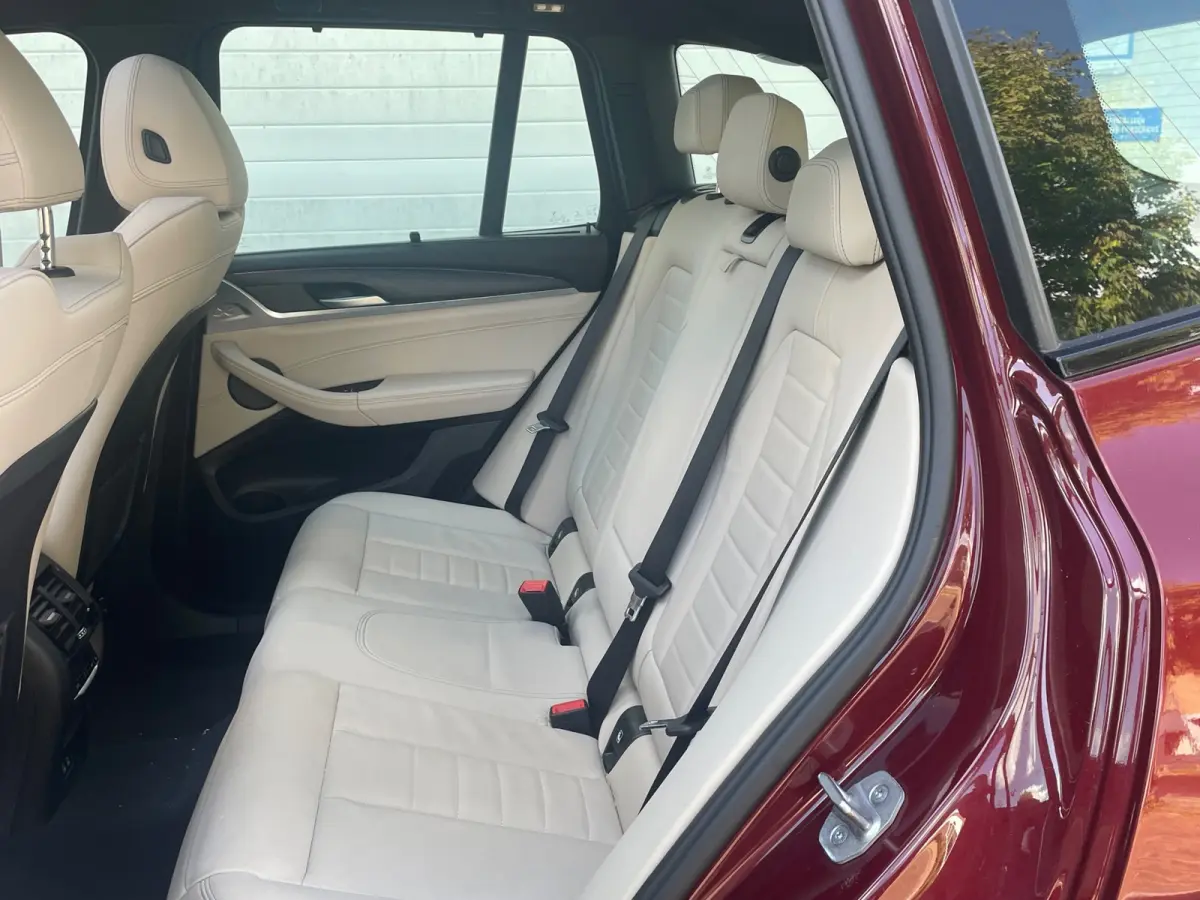 XDrive30e High Executive