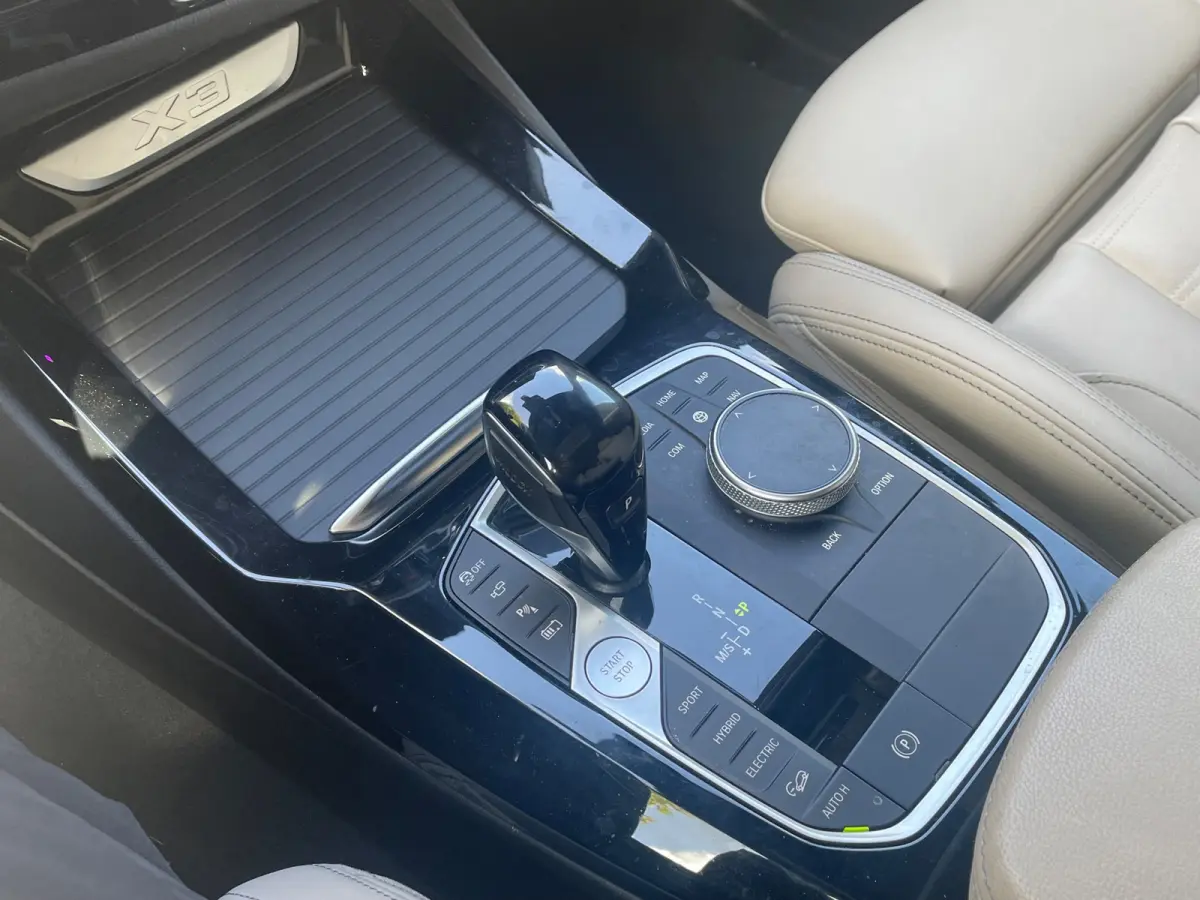 XDrive30e High Executive