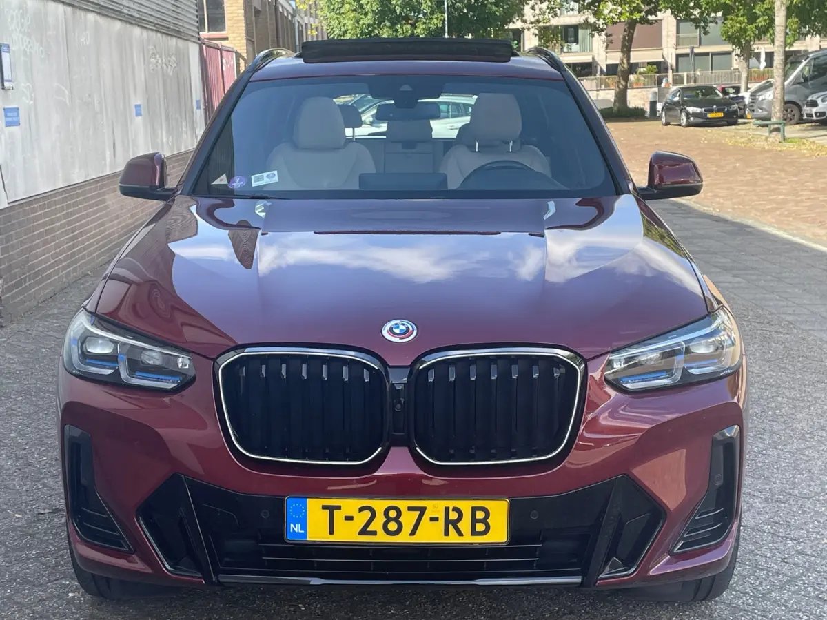 XDrive30e High Executive