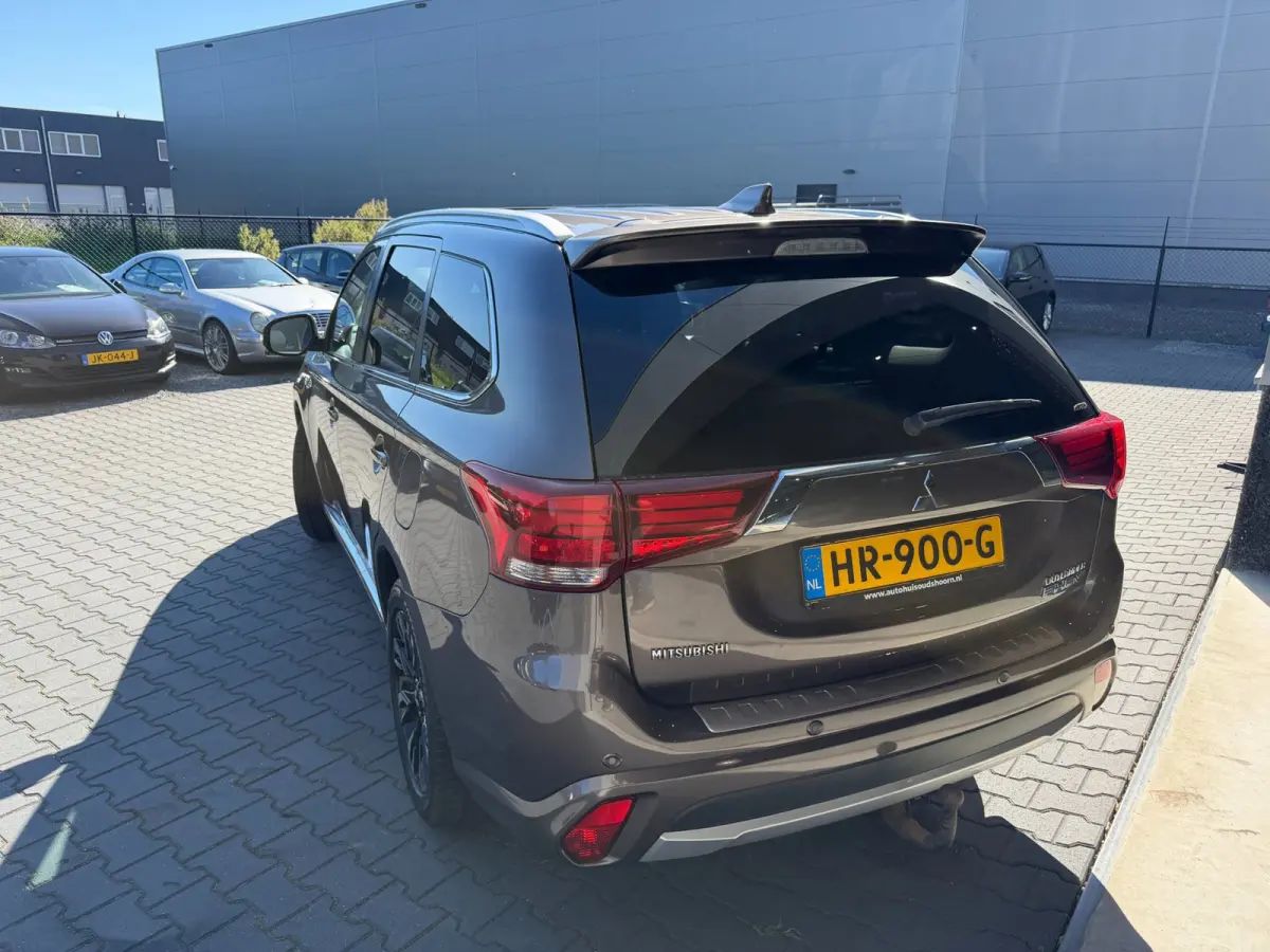 2.0 PHEV instyle+ 1 ste eigenaar en dealer onderhouden
