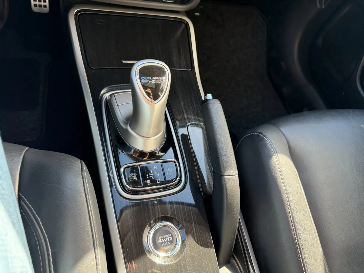2.0 PHEV instyle+ 1 ste eigenaar en dealer onderhouden
