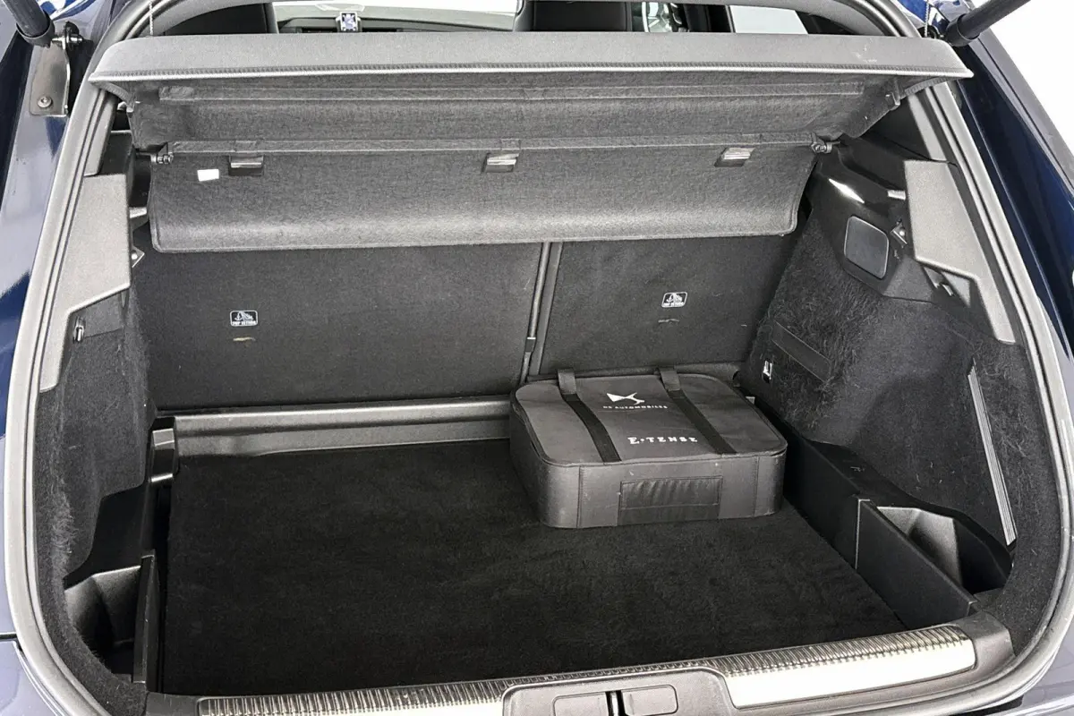 E-Tense 300 4x4 Etoile Pano Leder FOCAL Stoelverwarming&Ventilatie