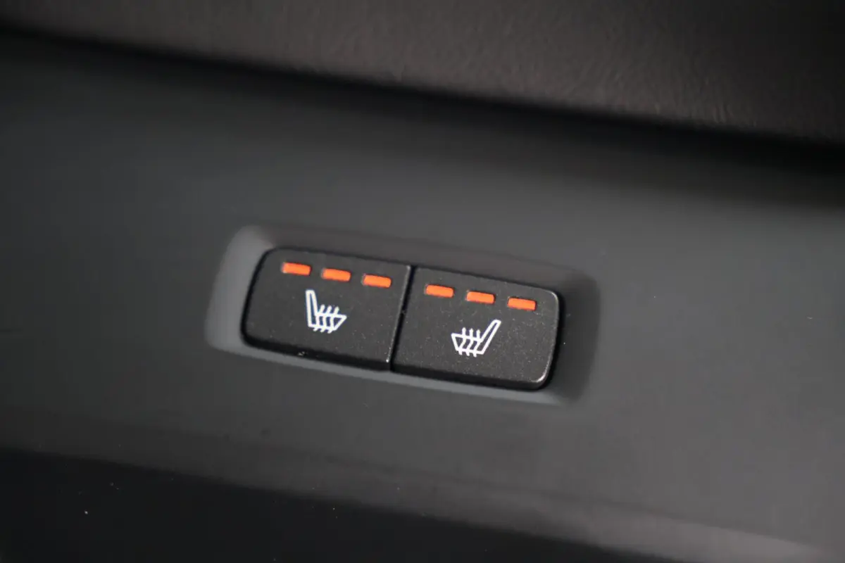 T8 Recharge AWD Ultimate Bright | Stoelverwarming | Trekhaak | Parkeercamera | Panoramadak | HUD | Pilot Assist | BLIS | Keyless