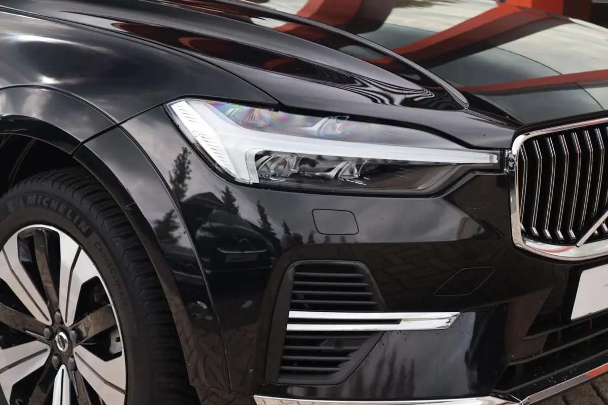 T8 Recharge AWD Ultimate Bright | Stoelverwarming | Trekhaak | Parkeercamera | Panoramadak | HUD | Pilot Assist | BLIS | Keyless