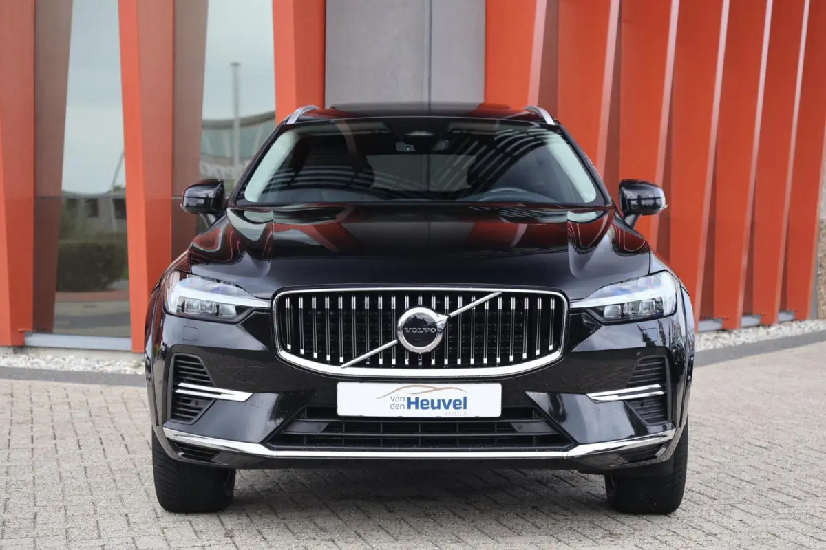 T8 Recharge AWD Ultimate Bright | Stoelverwarming | Trekhaak | Parkeercamera | Panoramadak | HUD | Pilot Assist | BLIS | Keyless