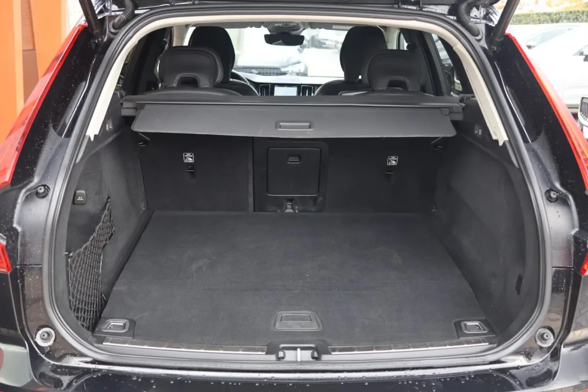 T8 Recharge AWD Ultimate Bright | Stoelverwarming | Trekhaak | Parkeercamera | Panoramadak | HUD | Pilot Assist | BLIS | Keyless
