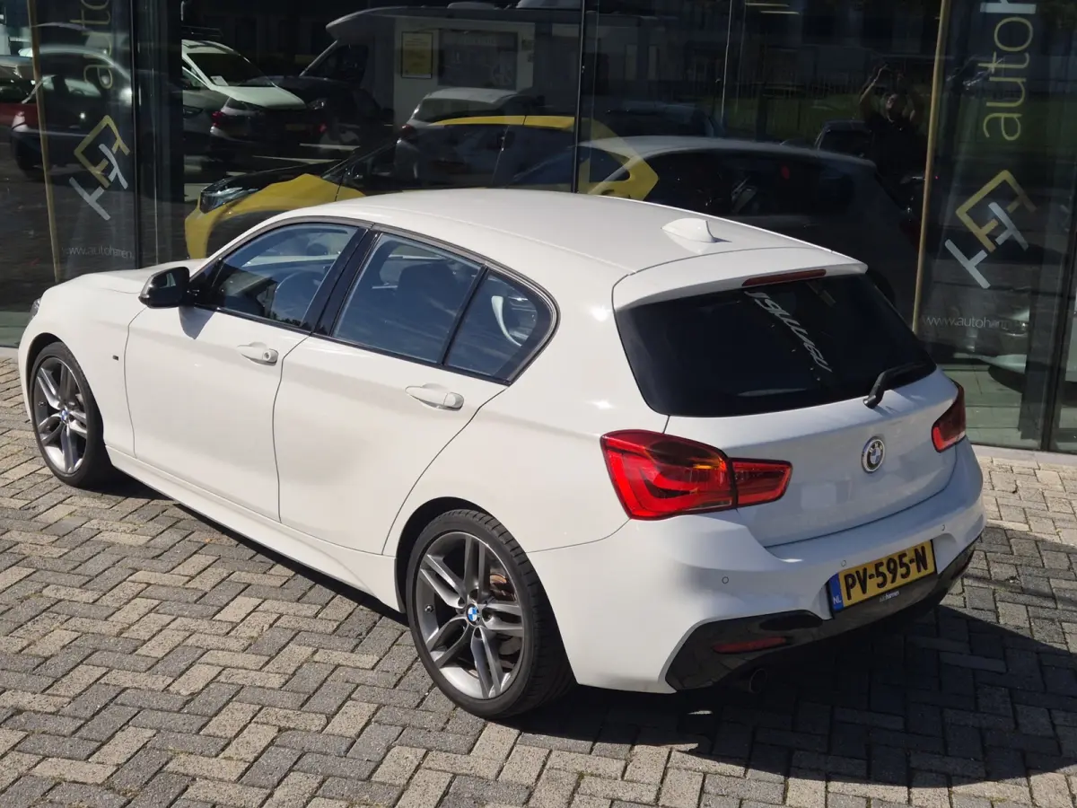 118i High Executive, M-Sport, facelift model (LCI 2) en rijklaar