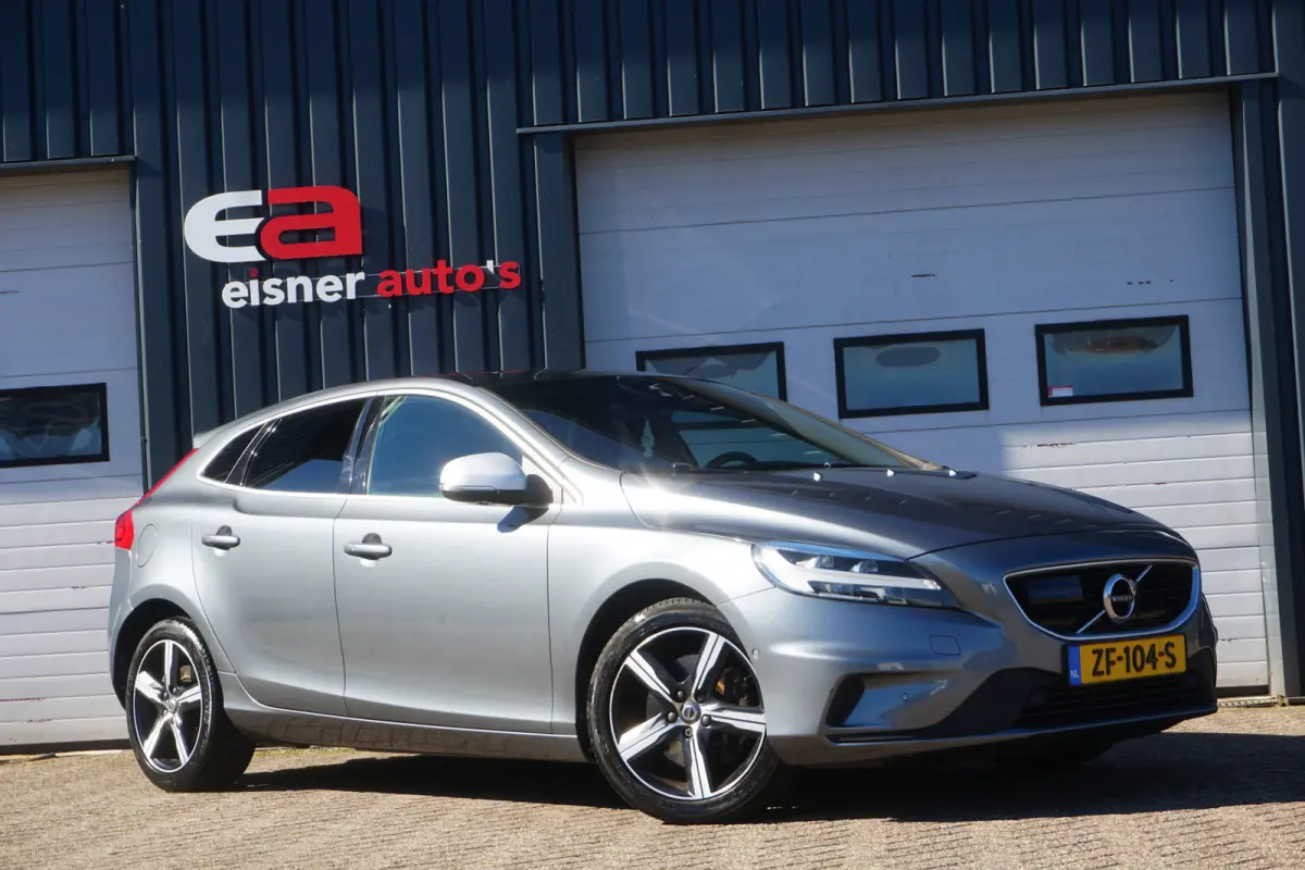1.5 T3 Polar+ Sport R- Design | PANO | FULL LED | TREKHAAK | LEDER | STOELVERW. | BLIS |