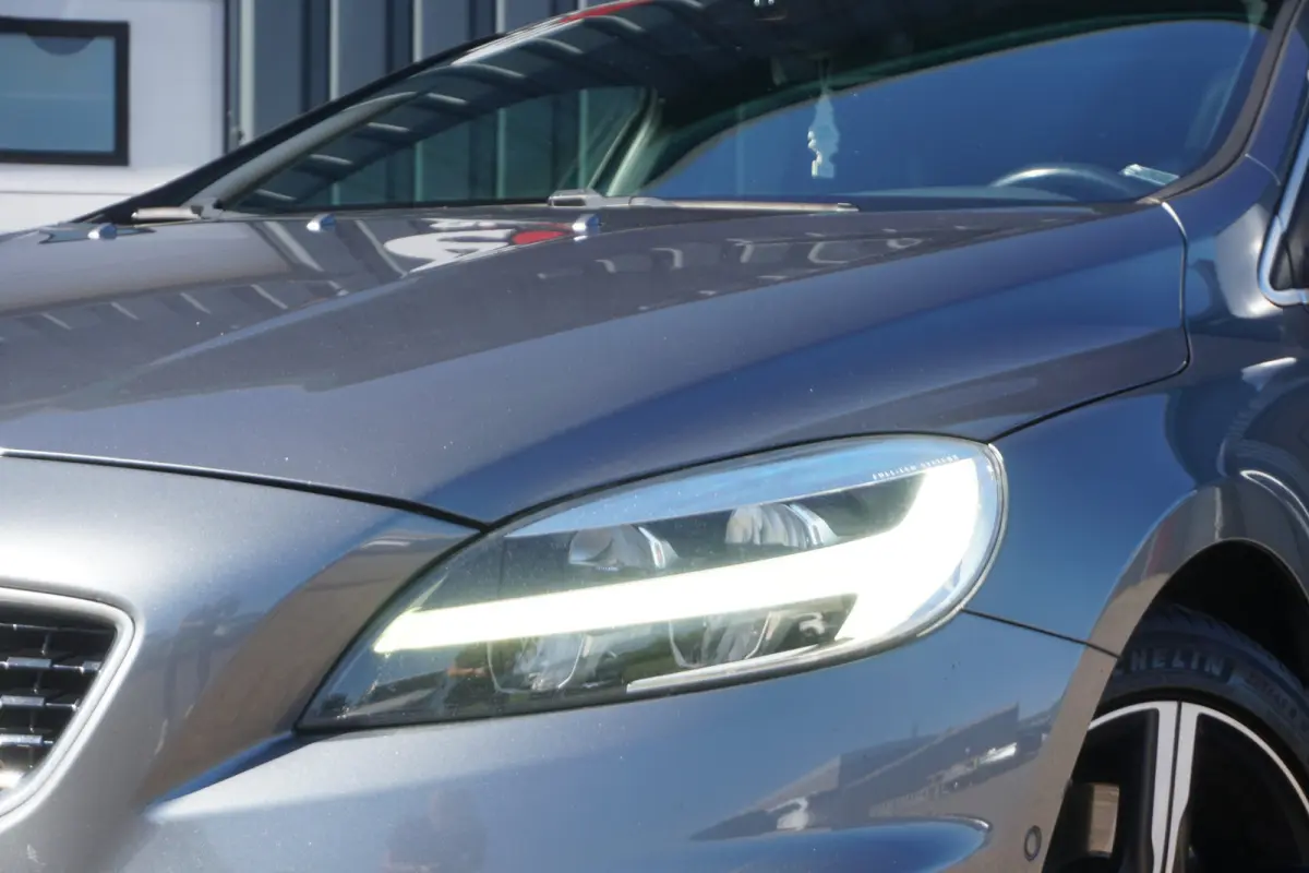 1.5 T3 Polar+ Sport R- Design | PANO | FULL LED | TREKHAAK | LEDER | STOELVERW. | BLIS |