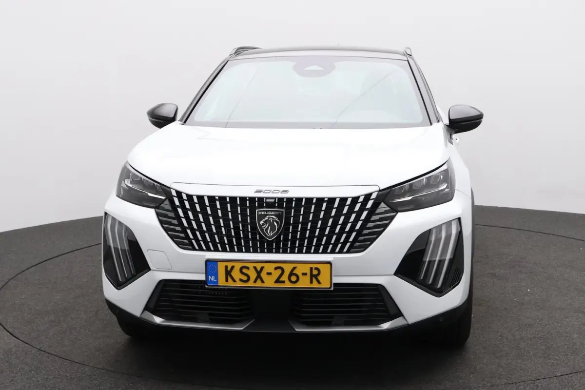 1.2 Hybrid 145 GT / 18" / Navigation pack /  2+6 Jaar Garantie