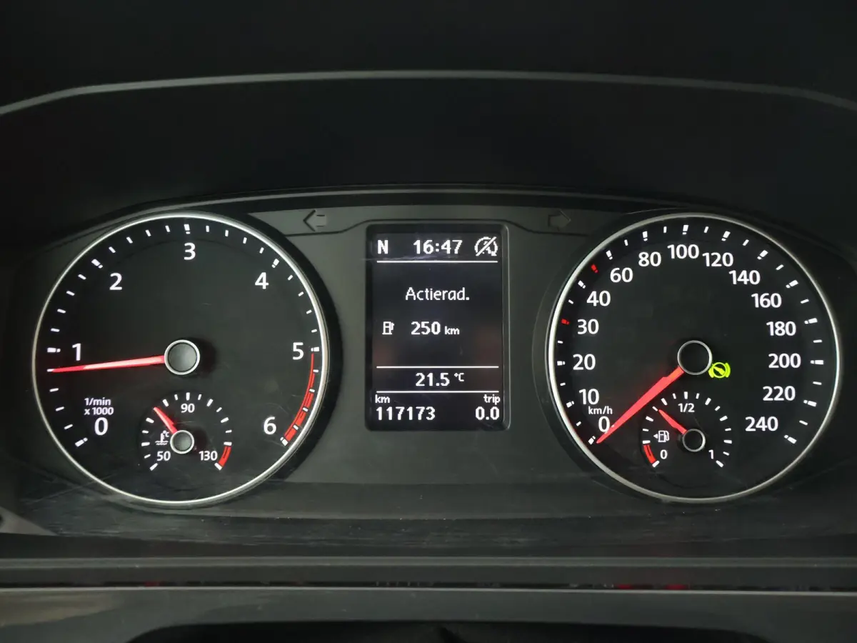 2.0 TDI 150 PK DSG L2H1 HIGHLINE + 2 SCHUIFDEUREN | APPLE CARPLAY | TREKHAAK | COMFORTSTOELEN