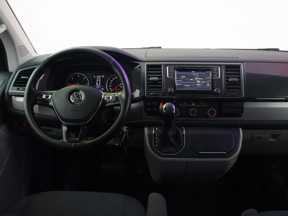 2.0 TDI 150 PK DSG L2H1 HIGHLINE + 2 SCHUIFDEUREN | APPLE CARPLAY | TREKHAAK | COMFORTSTOELEN