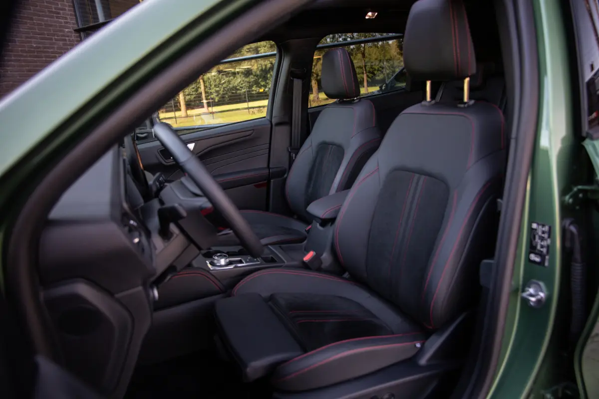 2.5 PHEV ST-Line X , Pano, Trekhaak, Winterpack, HUD, 360-camera, B&O, Matrix-Led