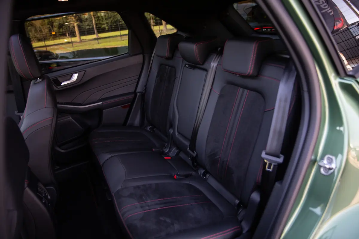 2.5 PHEV ST-Line X , Pano, Trekhaak, Winterpack, HUD, 360-camera, B&O, Matrix-Led