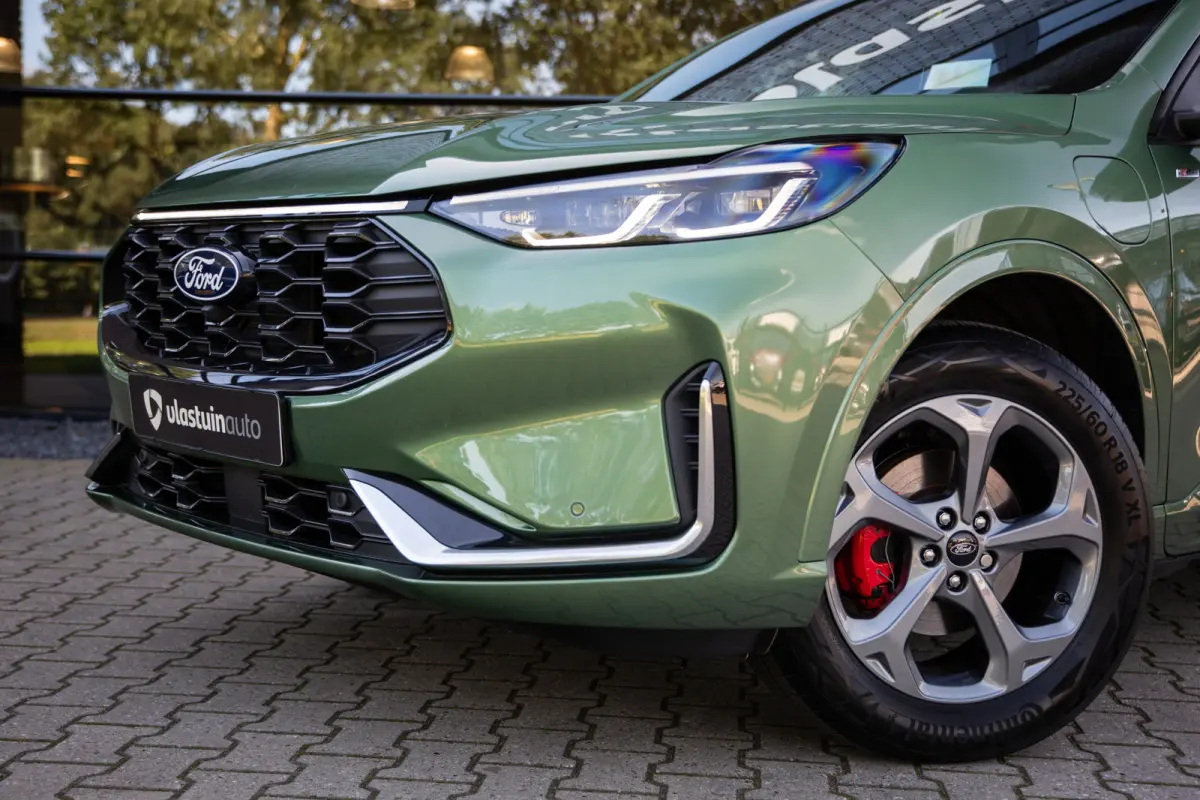 2.5 PHEV ST-Line X , Pano, Trekhaak, Winterpack, HUD, 360-camera, B&O, Matrix-Led