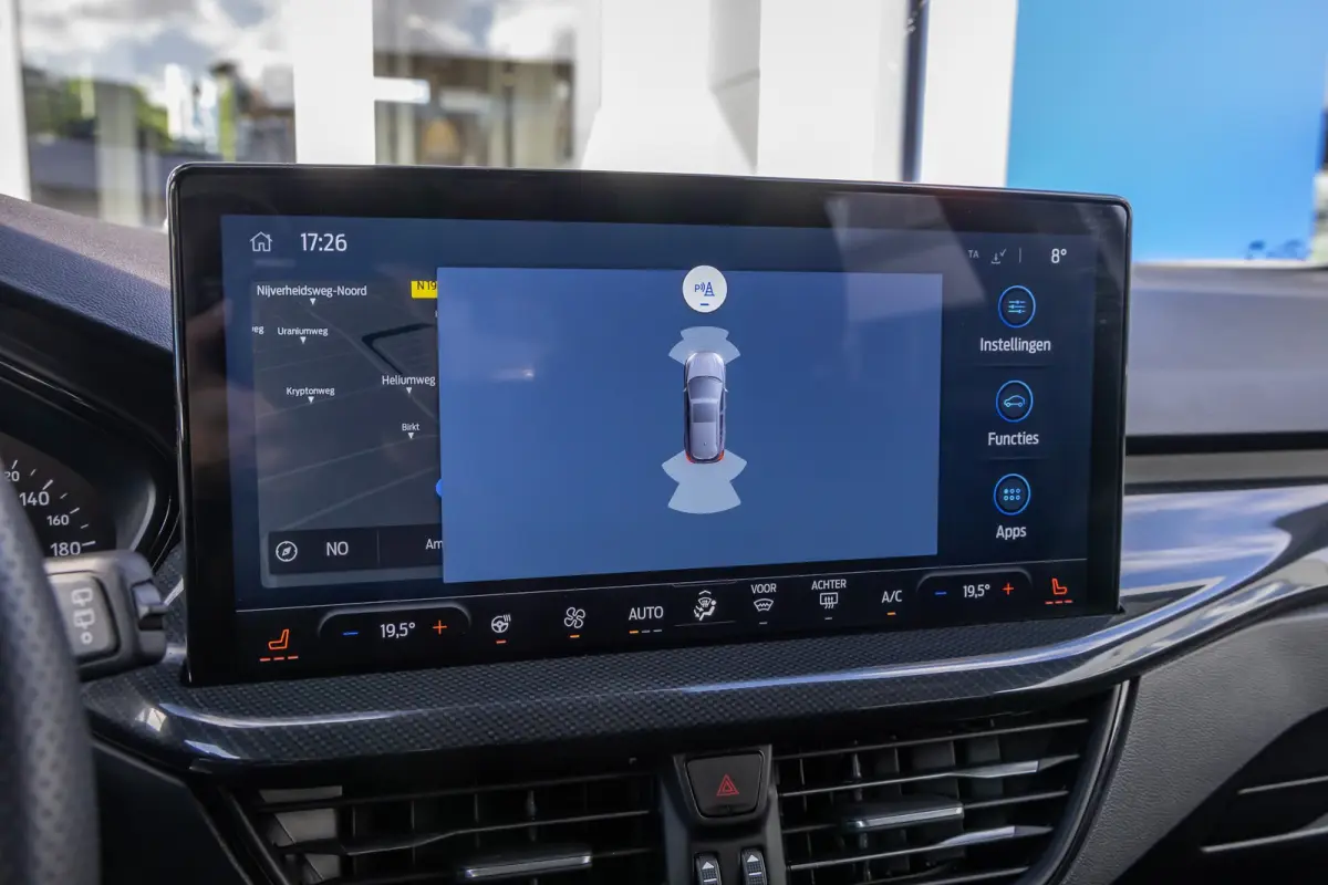 1.0 EcoBoost Hybrid ST-Line | Stoel/stuur/voorruit verwarming | Apple Carplay/Android Auto | Cruise control | Full-LED | Navigatiesysteem full map | Apple Carplay/Android Auto|telefoonintegr