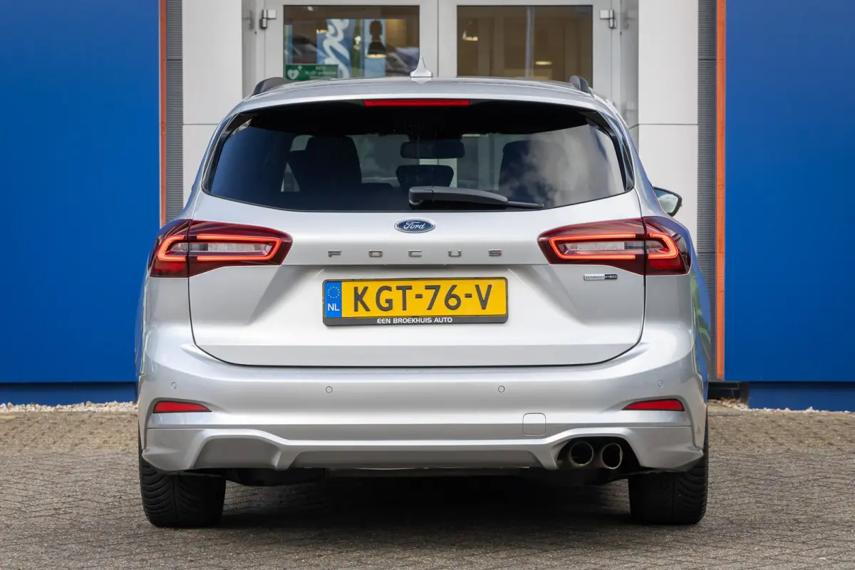 1.0 EcoBoost Hybrid ST-Line | Stoel/stuur/voorruit verwarming | Apple Carplay/Android Auto | Cruise control | Full-LED | Navigatiesysteem full map | Apple Carplay/Android Auto|telefoonintegr