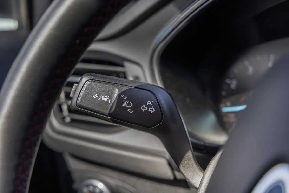 1.0 EcoBoost Hybrid ST-Line | Stoel/stuur/voorruit verwarming | Apple Carplay/Android Auto | Cruise control | Full-LED | Navigatiesysteem full map | Apple Carplay/Android Auto|telefoonintegr