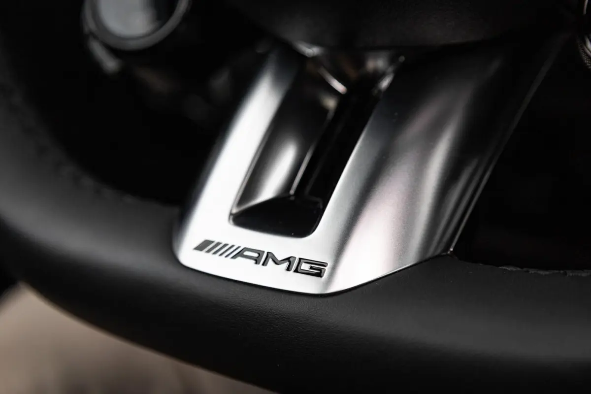 AMG 35 306pk 4MATIC | Panoramadak | 360 camera | Trekhaak | AMG Styling | Achteruitrijcamera | Sportstoelen | Voorstoelen Verwarmd | 21'' Velgen