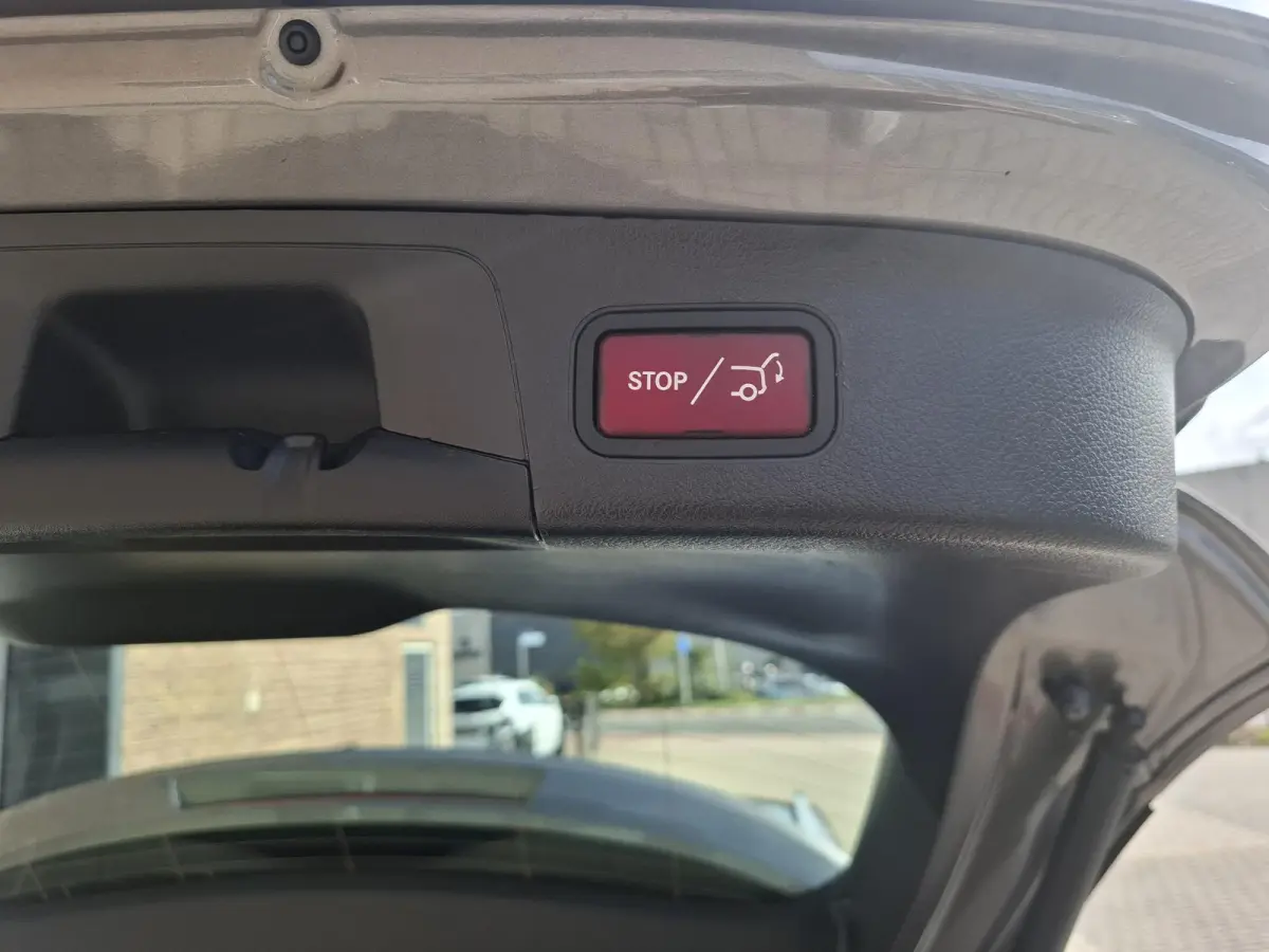 250 e Business Solution Luxury Limited