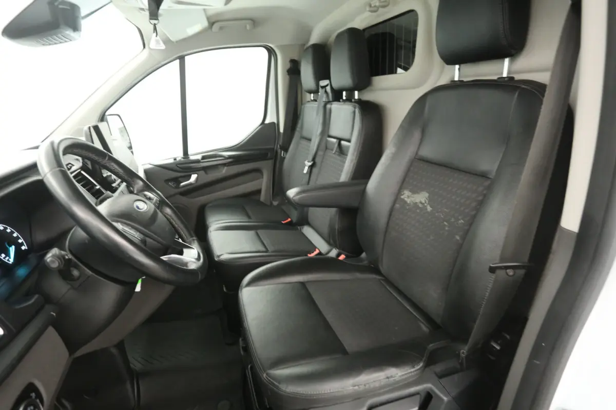 2.0 TDCI L2H1 185PK Sport | Automaat | Airco | Cruise | Carplay | Camera | 3 Zits | Trekhaak | 2xSchuifdeur
