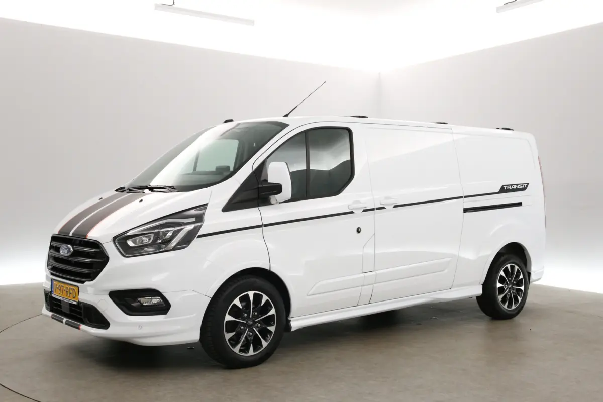 2.0 TDCI L2H1 185PK Sport | Automaat | Airco | Cruise | Carplay | Camera | 3 Zits | Trekhaak | 2xSchuifdeur