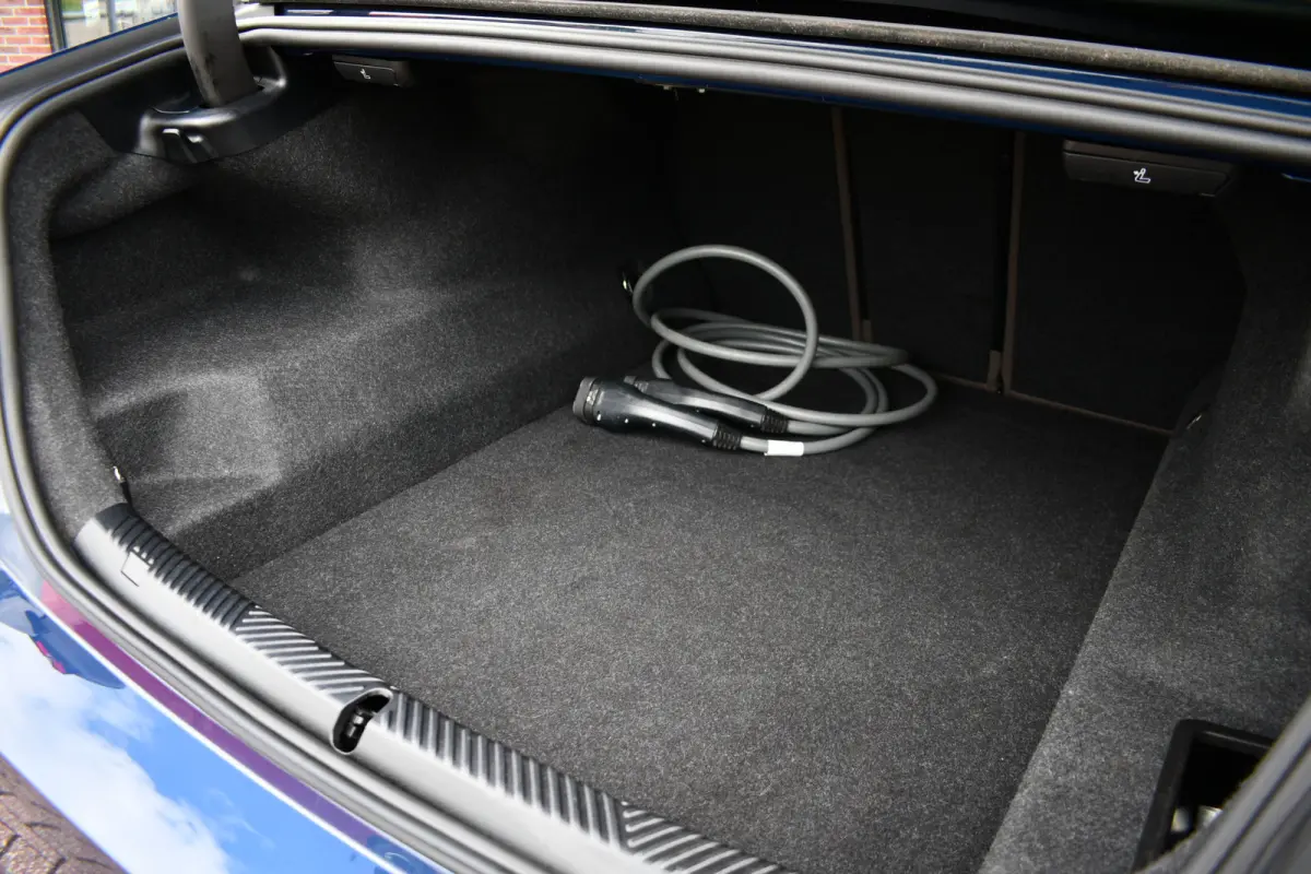 550e xDrive M-Sport Pro B&W Trekh Prof-onderstel 20inch