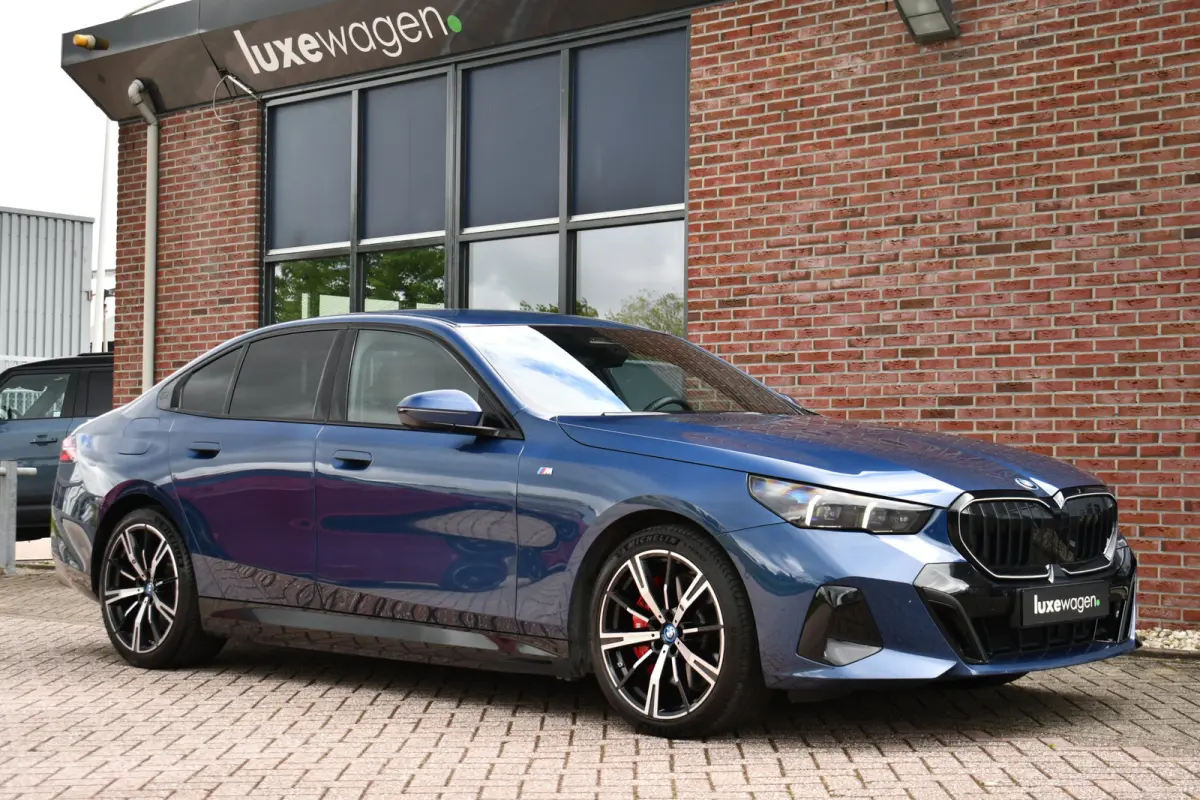 550e xDrive M-Sport Pro B&W Trekh Prof-onderstel 20inch