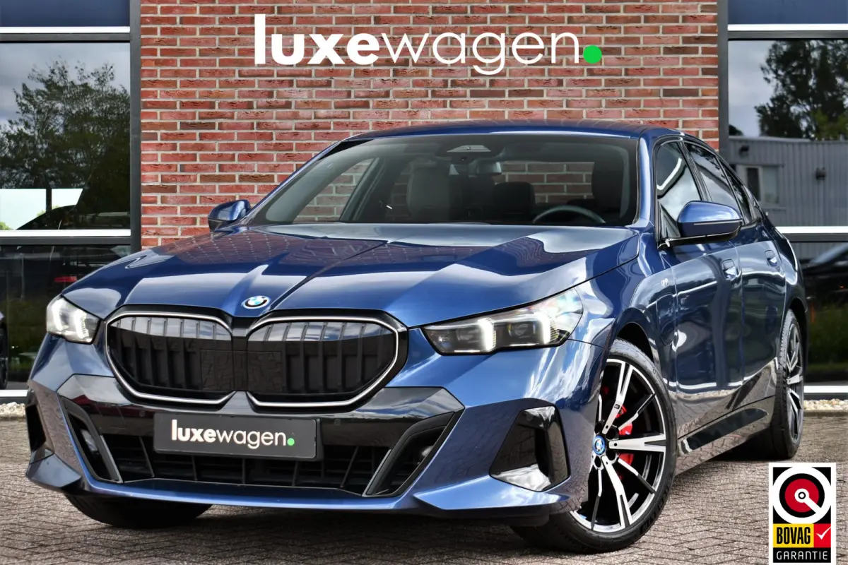 550e xDrive M-Sport Pro B&W Trekh Prof-onderstel 20inch