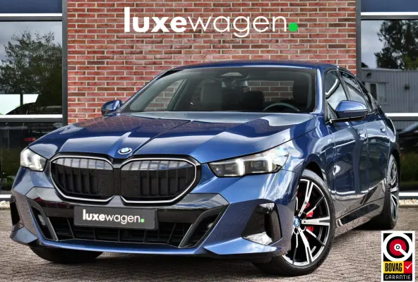 550e xDrive M-Sport Pro B&W Trekh Prof-onderstel 20inch