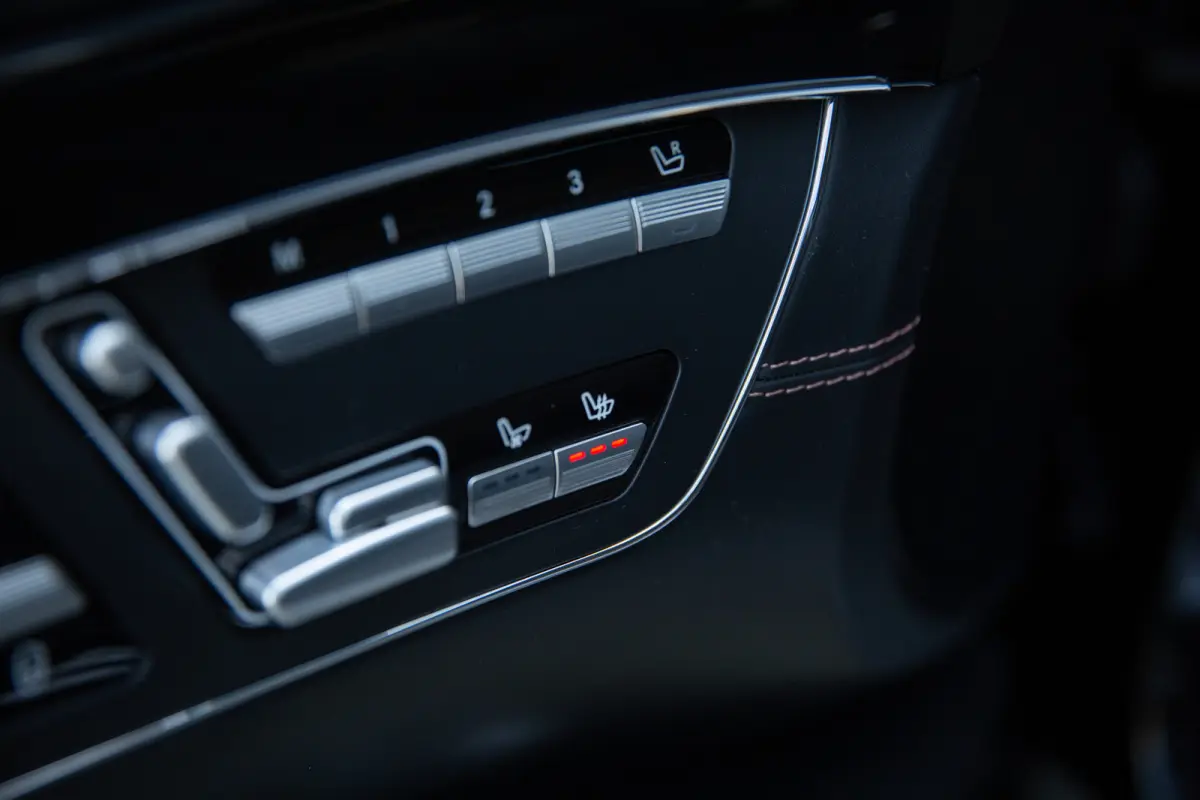AMG 63 Lang Performance Package , 571pk, Harman&Kardon, Distronic, Designo, Massage