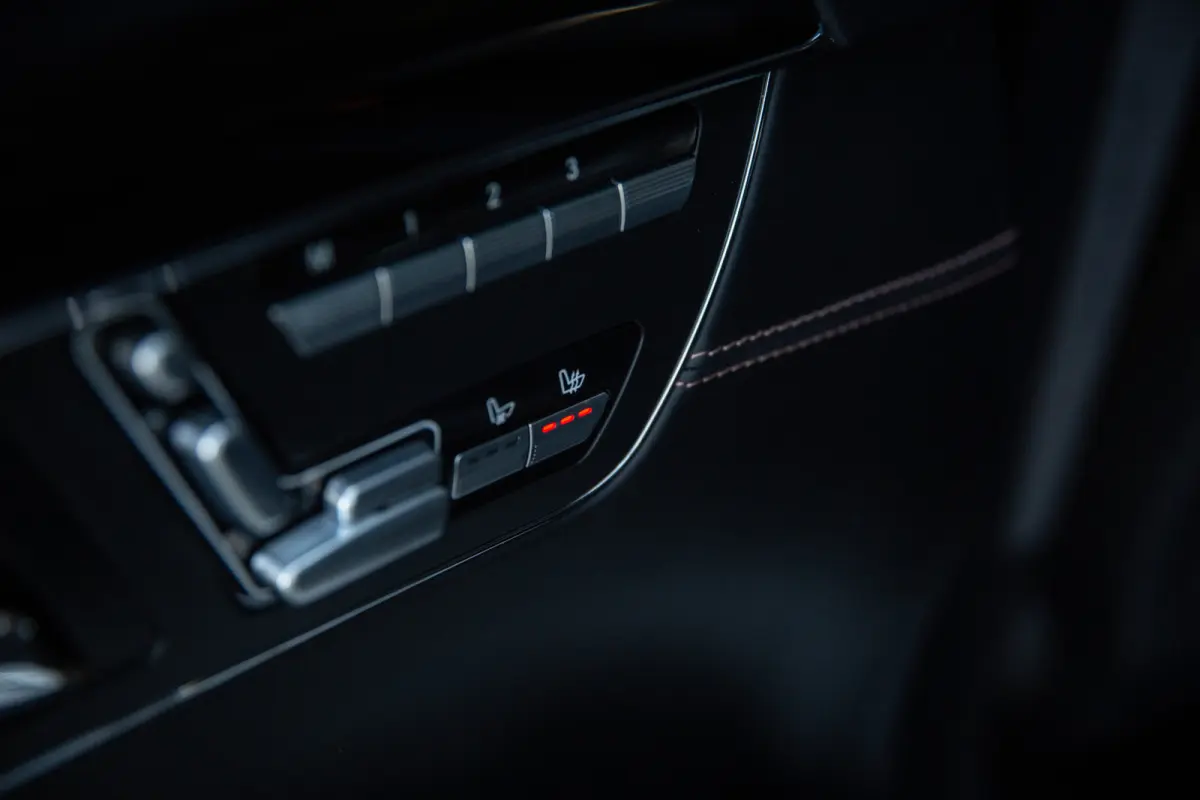 AMG 63 Lang Performance Package , 571pk, Harman&Kardon, Distronic, Designo, Massage