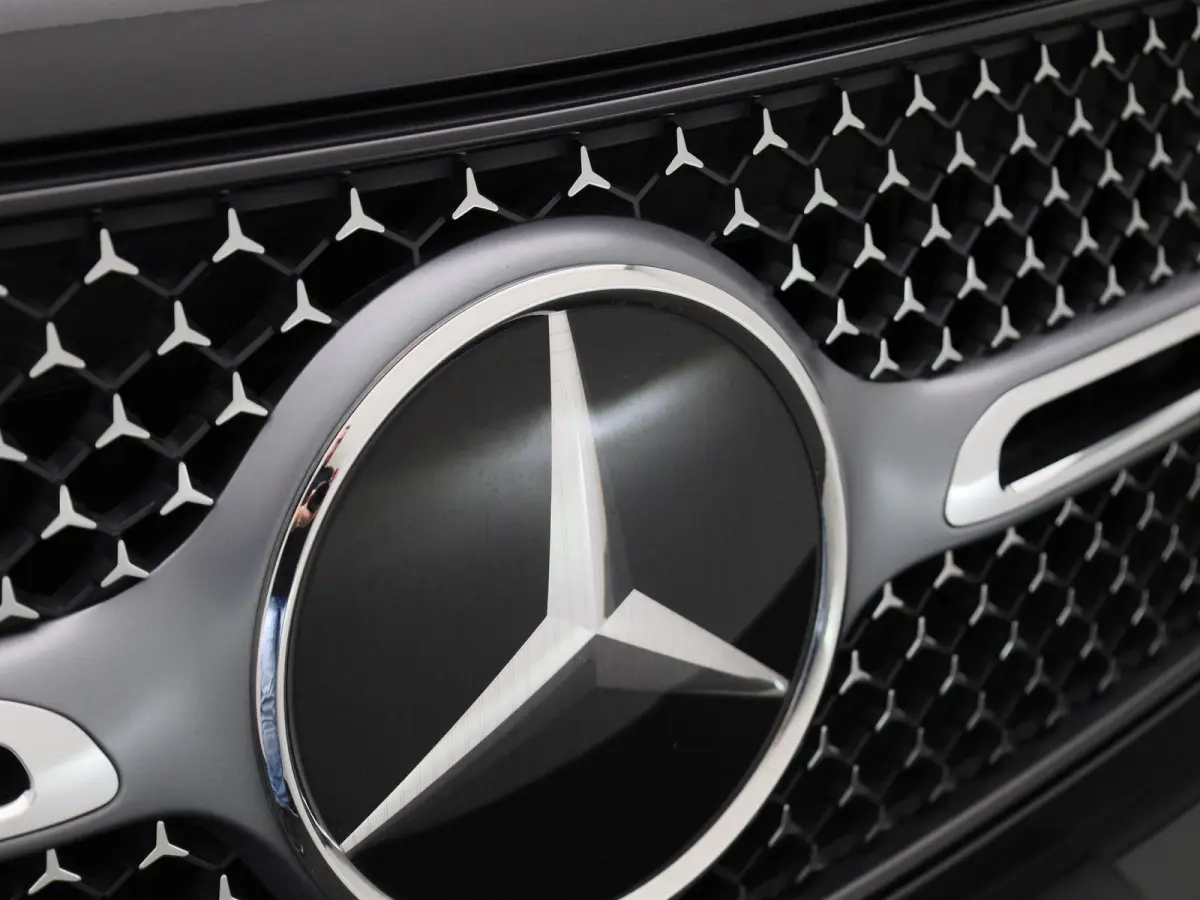 300 D AMG 4MATIC 269 pk | Trekhaak | Navigatie | Camera | Elec stoelverstelling |