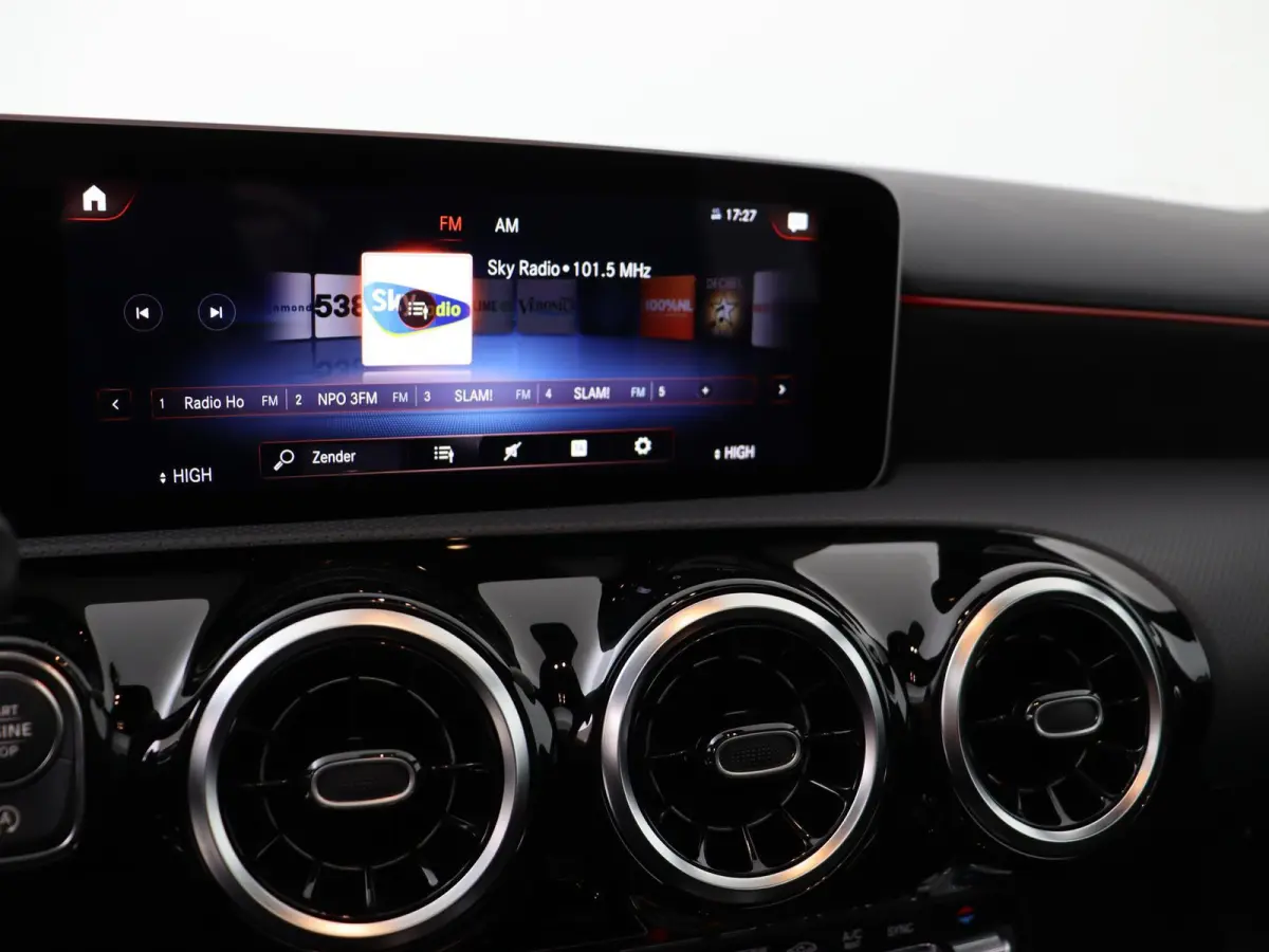 180 Business Solution AMG Night Upgrade / Panoramadak/ Night/