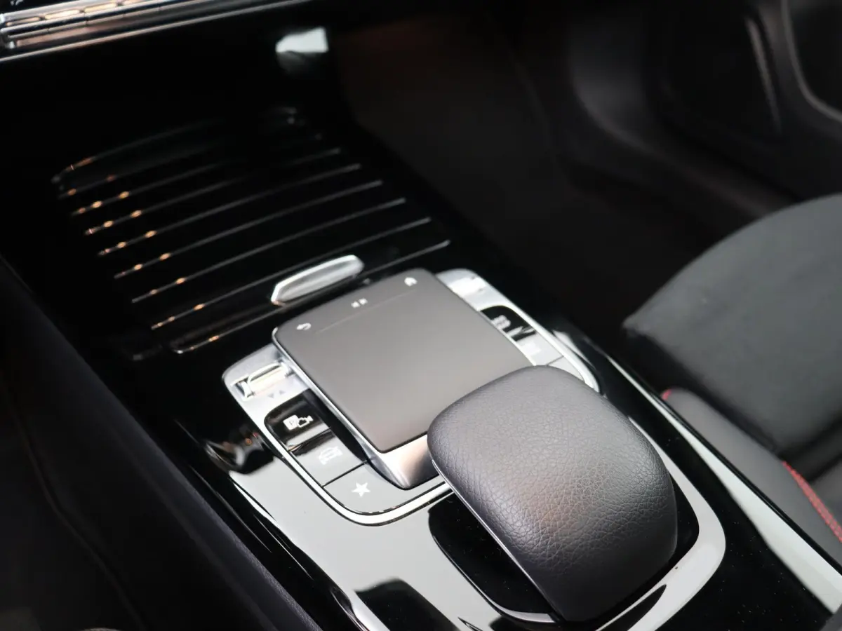 180 Business Solution AMG Night Upgrade / Panoramadak/ Night/