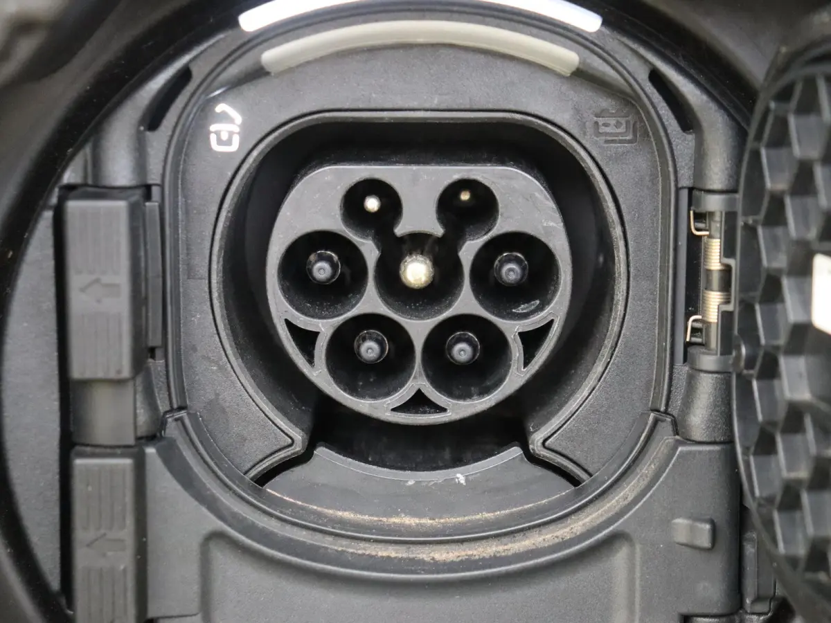 250+ Essential Line LIMITED 7p. 71 kWh