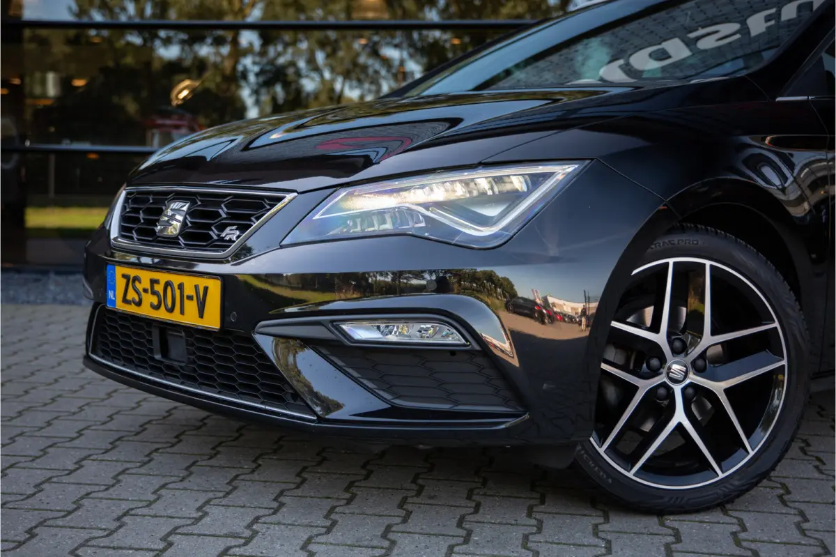 1.5 TSI FR Business Intense , Pano, Beats, Adap. Cruise, Virt. Cockpit
