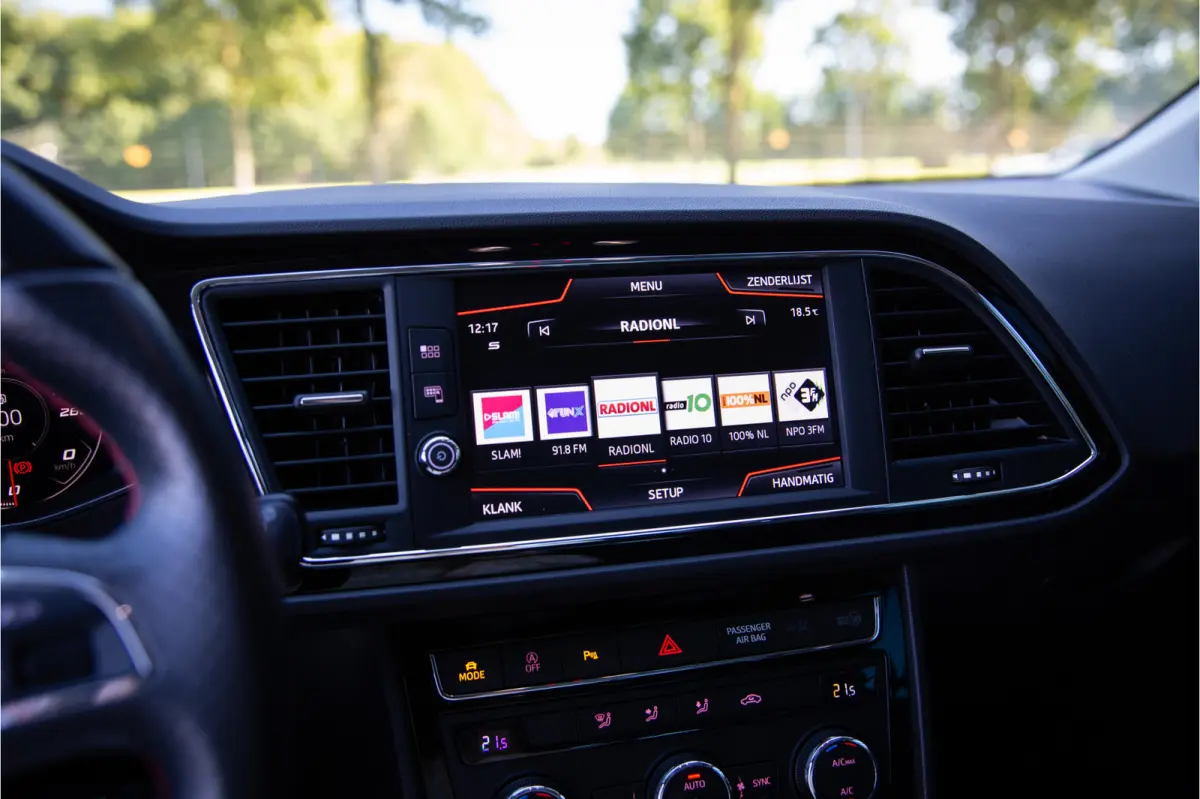 1.5 TSI FR Business Intense , Pano, Beats, Adap. Cruise, Virt. Cockpit
