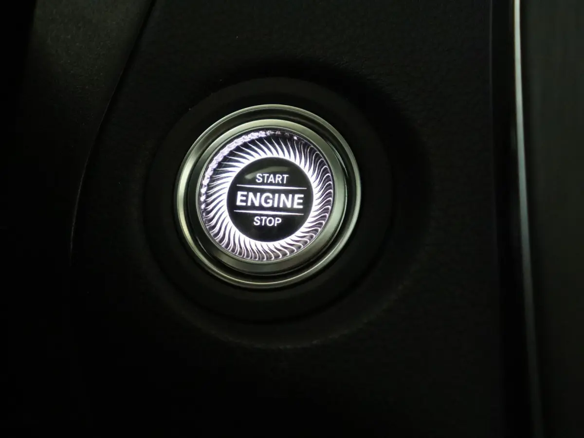 4MATIC / Panoramadak/ Night/ Memory/ DISTRONIC/ El. Trekhaak