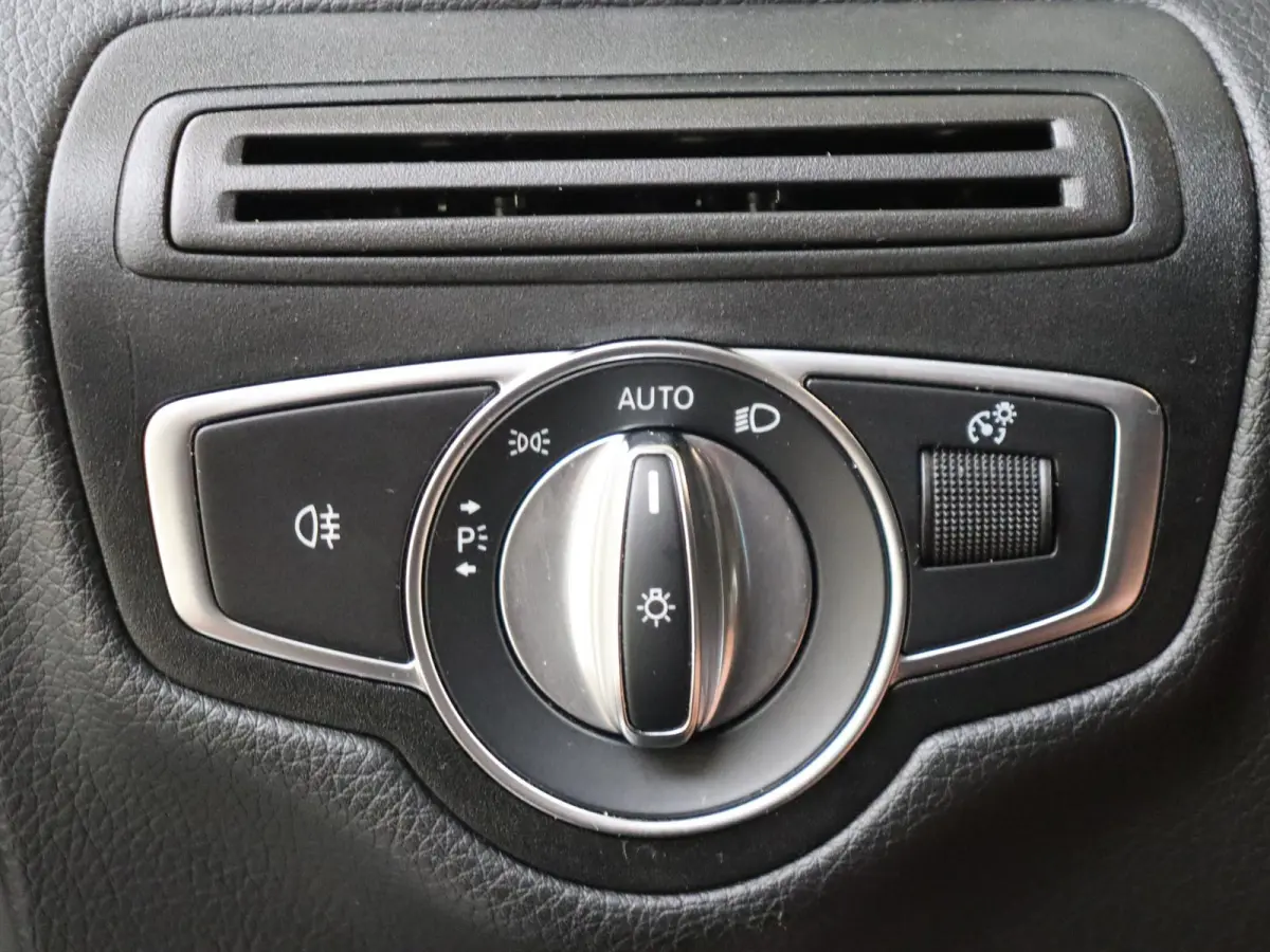 4MATIC / Panoramadak/ Night/ Memory/ DISTRONIC/ El. Trekhaak